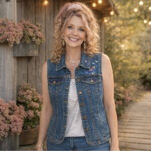 Vintage Y2K Penmans embroidered denim vest floral western boho layering piece